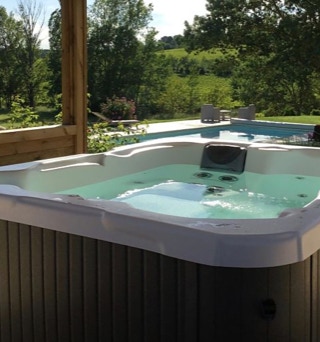 Jacuzzi guestrooms Tarn